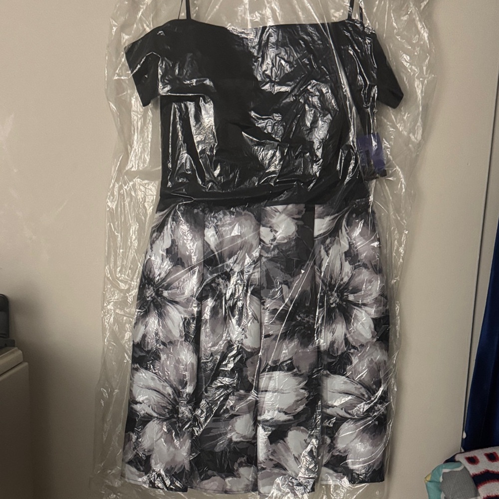 Morgan & Co. Elegant Black and White Midi Dress